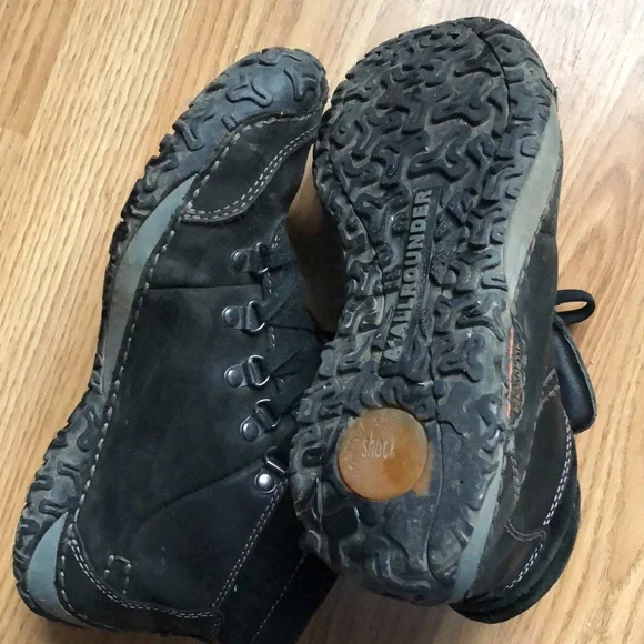 Mephisto Black Chukka Boots - Picture 5 of 8